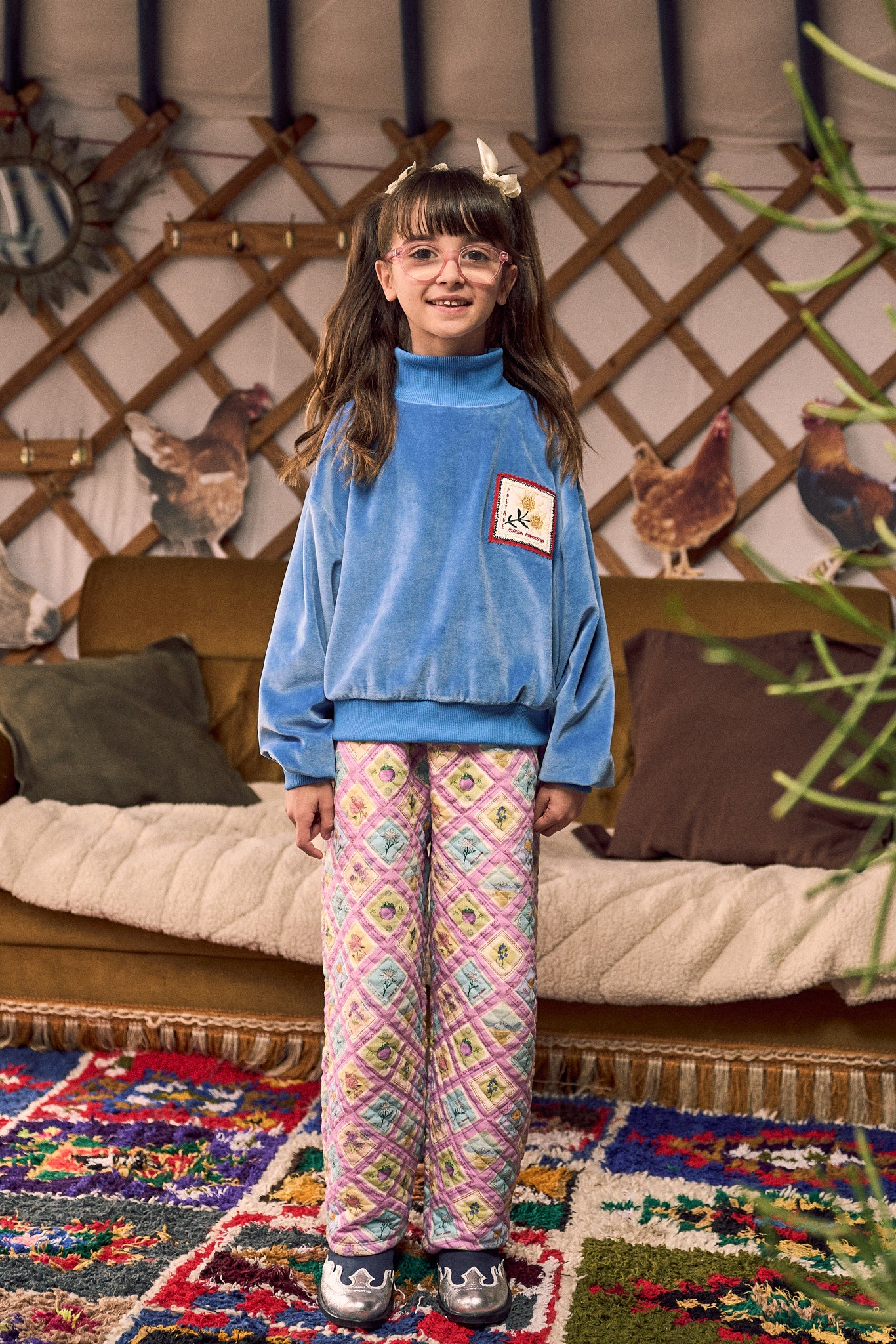 POSTCARD VELVET SWEATER BLUE
