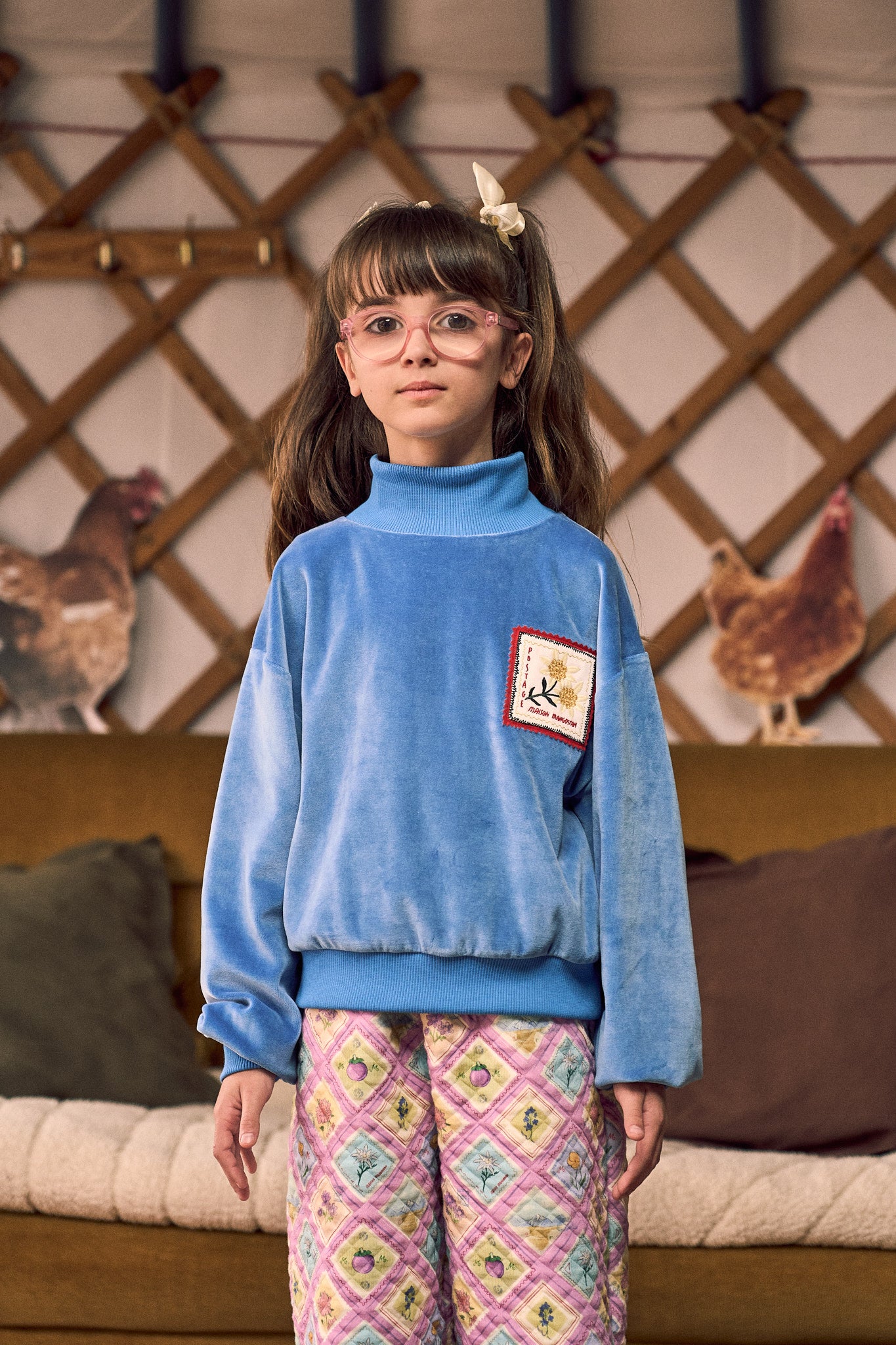 POSTCARD VELVET SWEATER BLUE