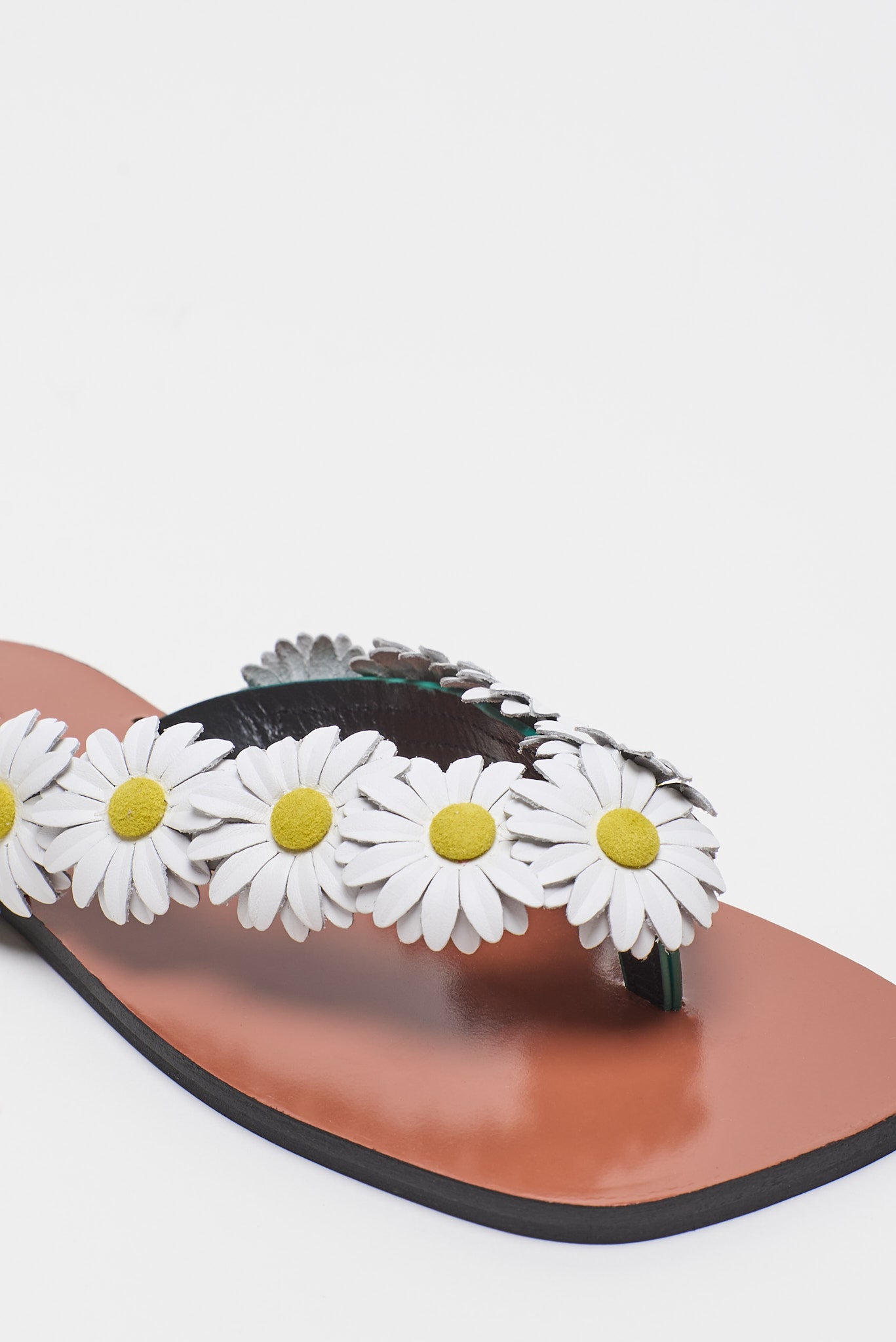 DAISY WHITE SANDALS