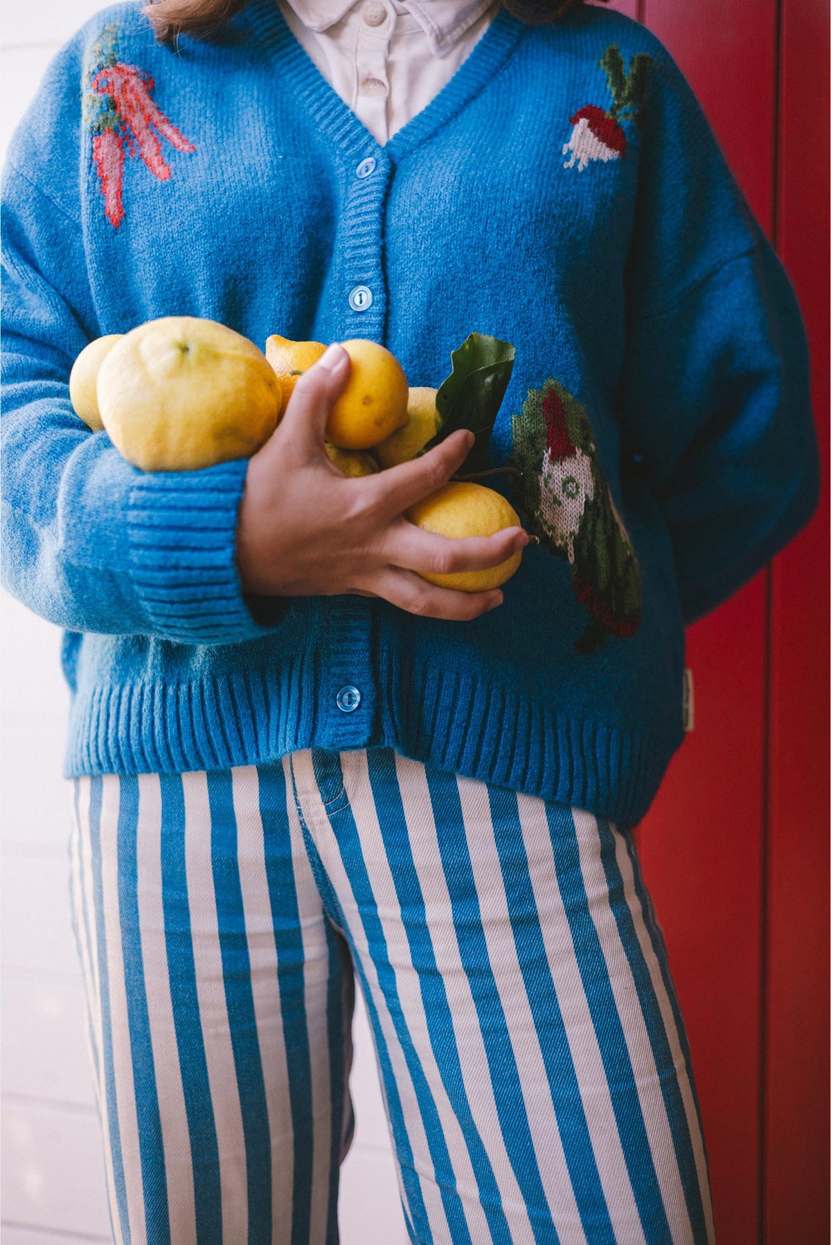 VEGETABLE KNITTED CARDIGAN BLUE