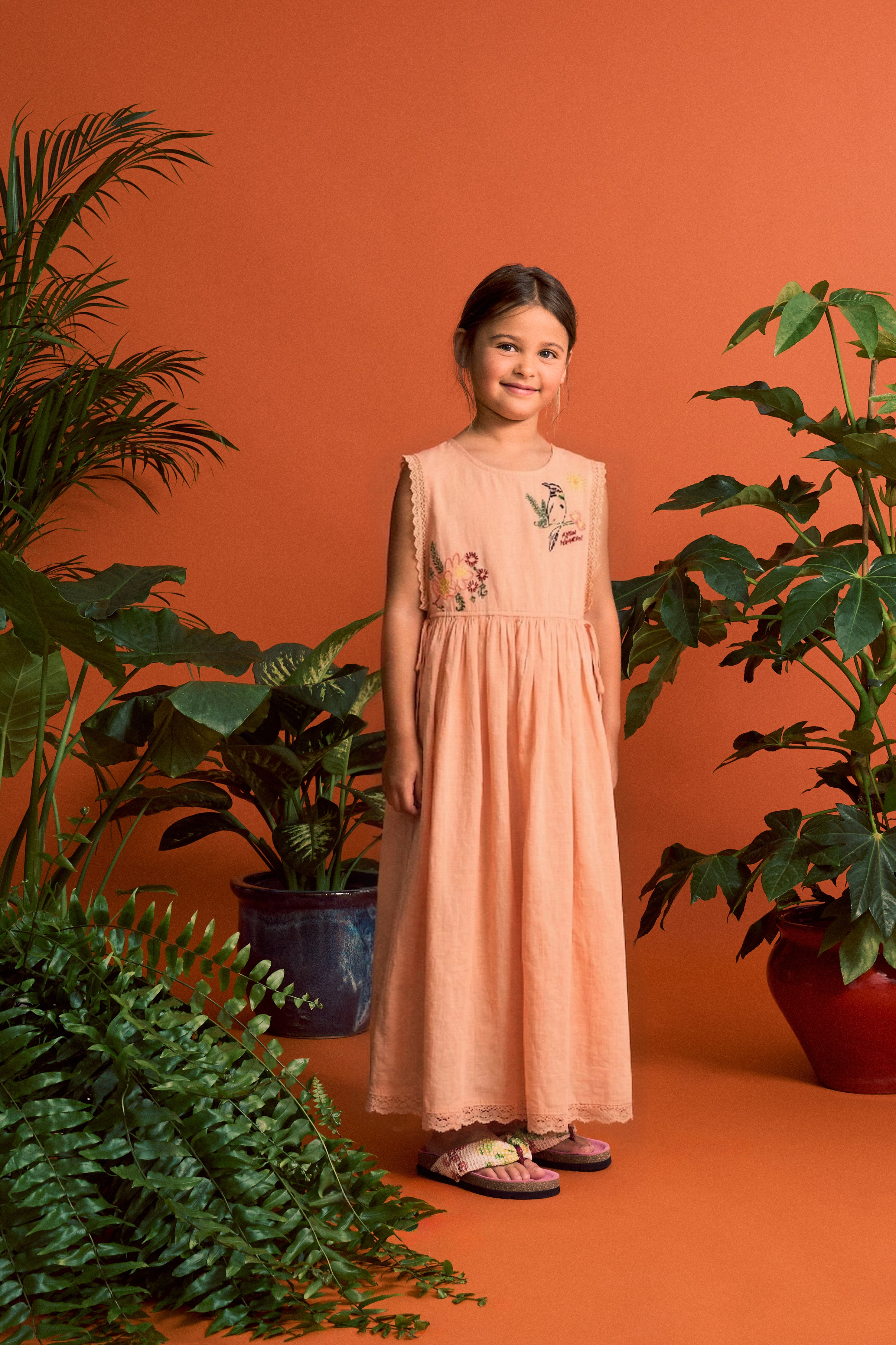 BIRDS EMBROIDERED DRESS PEACH