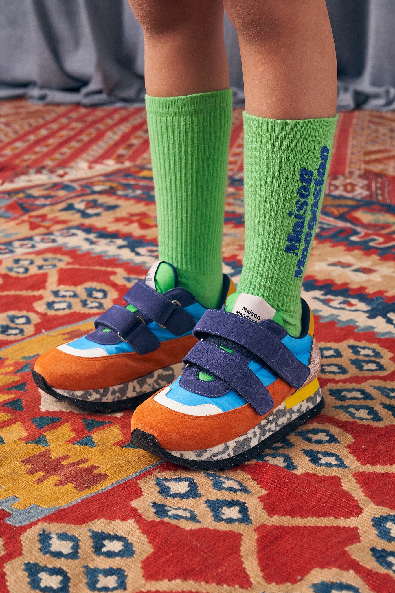 SOCKEN MIT MANGOSTAN-LOGO FLUO