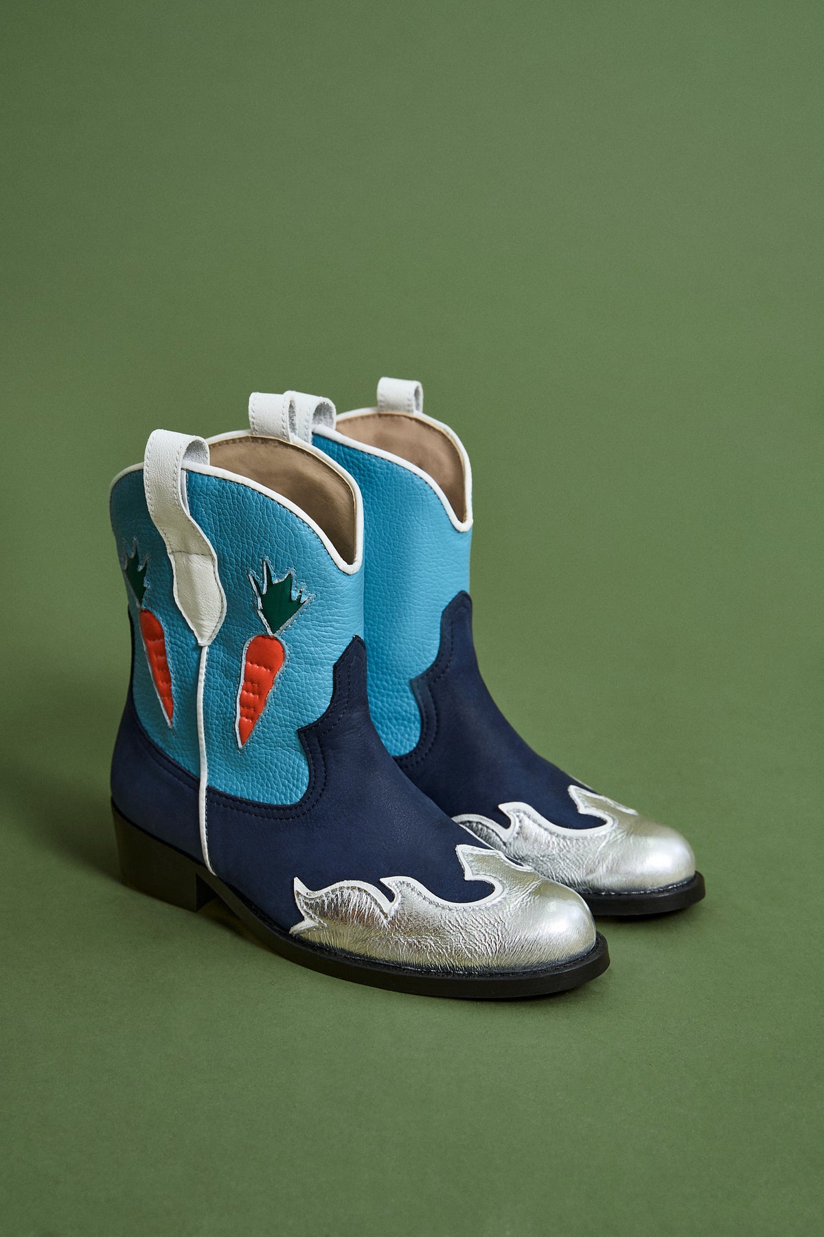 CARROT BOOT