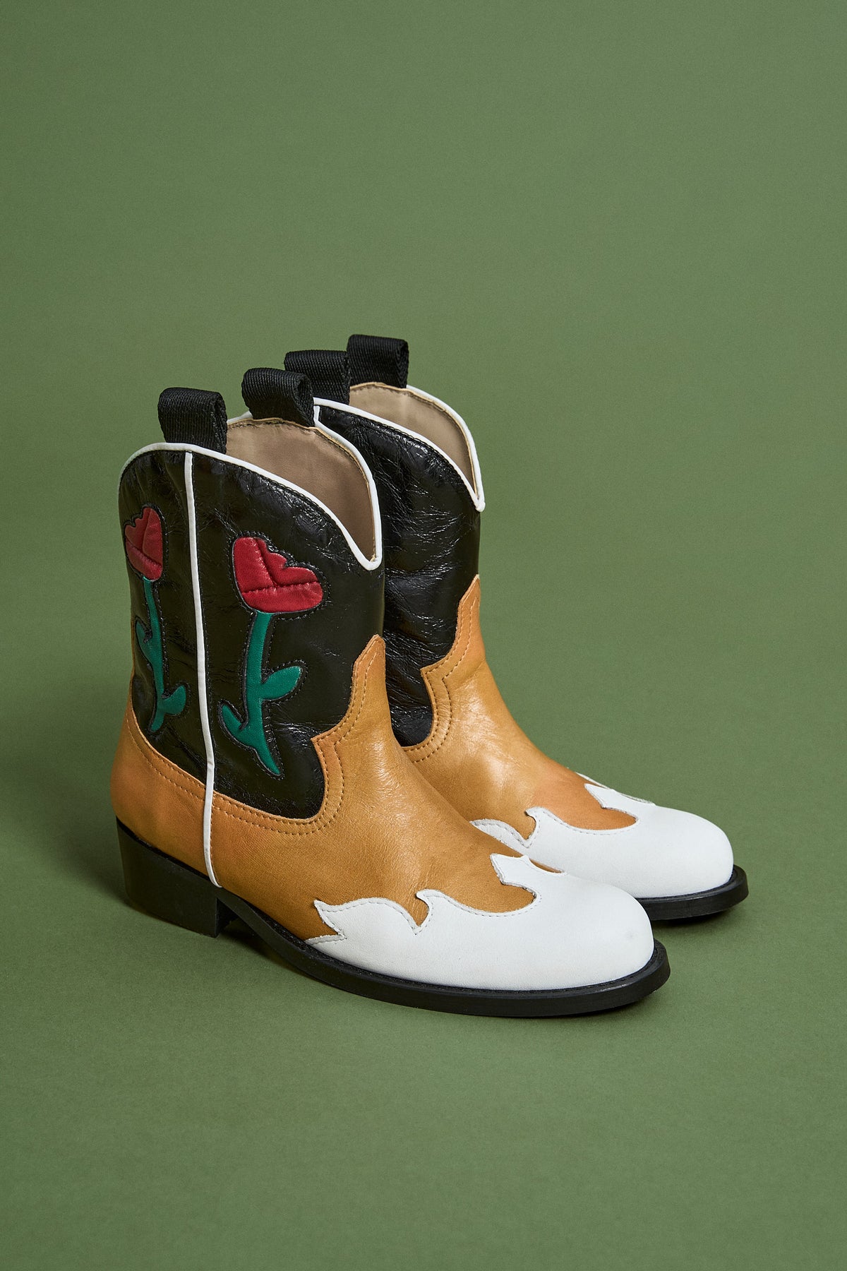 PETAL BOOT