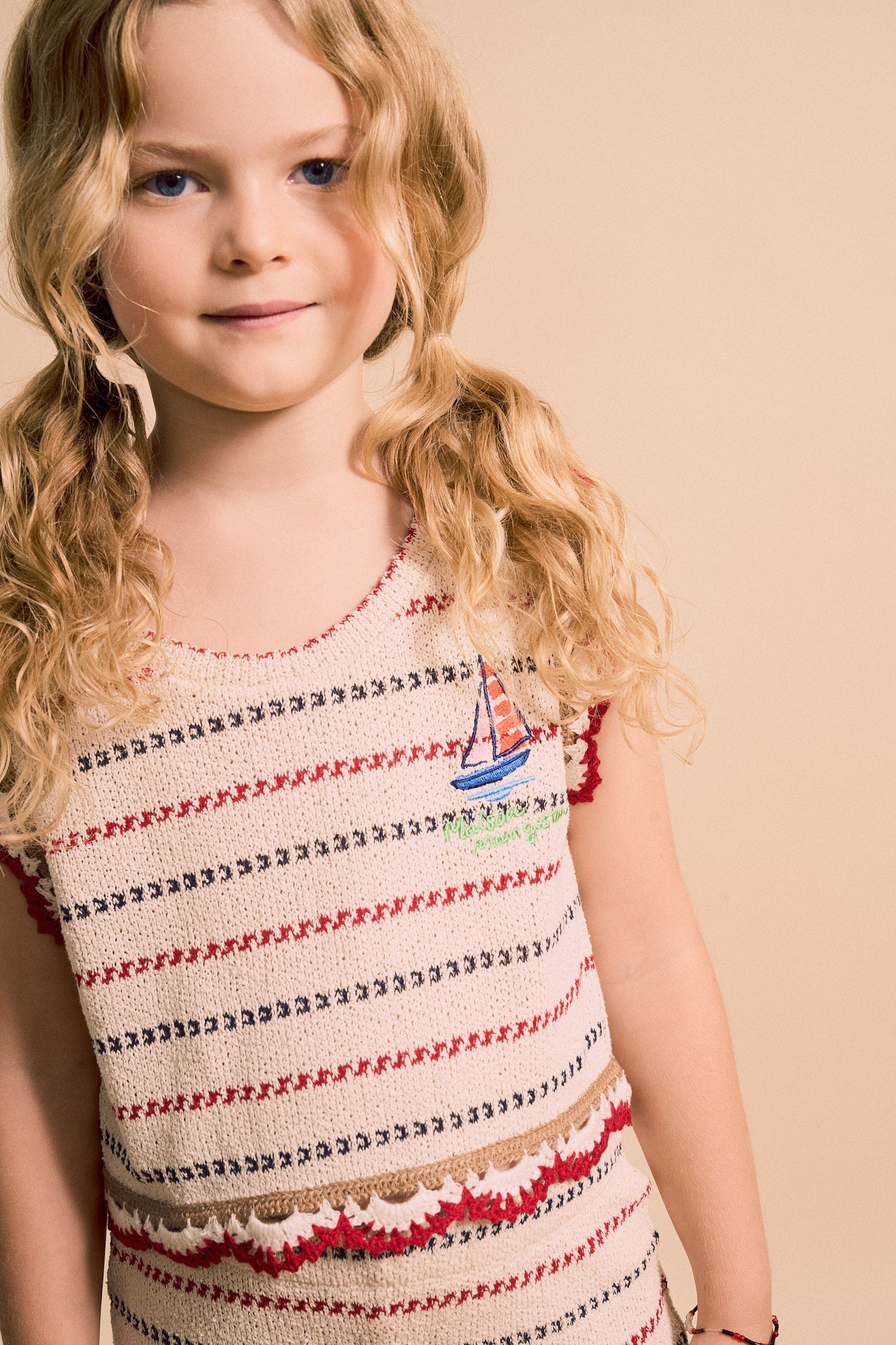 BARCOS KNIT TOP OFF WHITE / RED